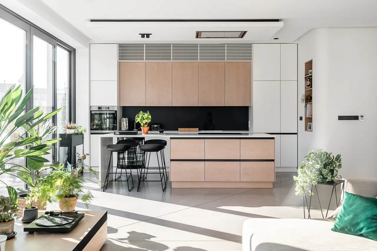 Obrázok Odsávač vstavaný stropný SU Light Black (CDS9001C)