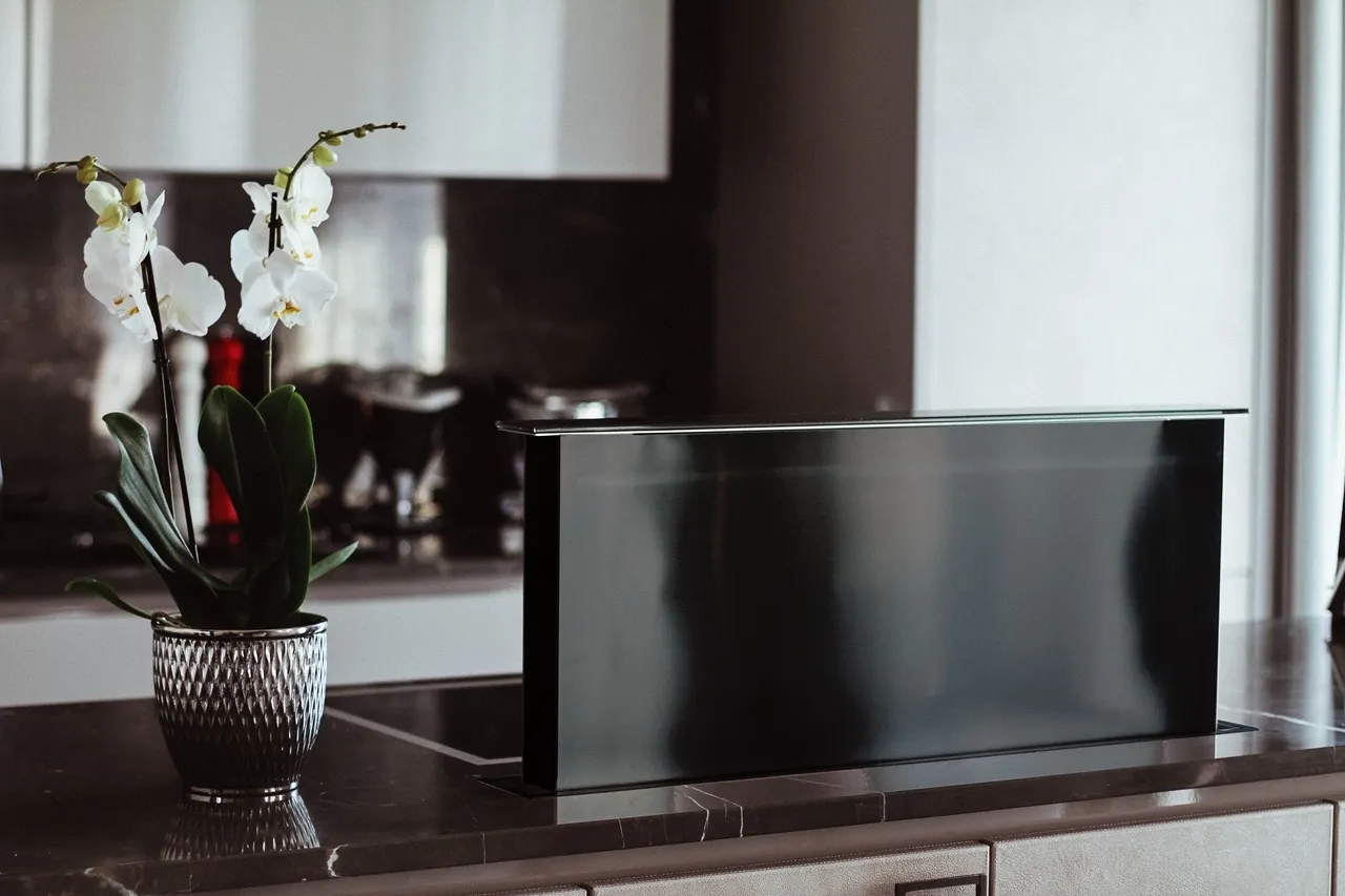 Obrázok Odsávač výsuvný z pracovnej dosky MOONDRAFT 90 Black CDB9001CC