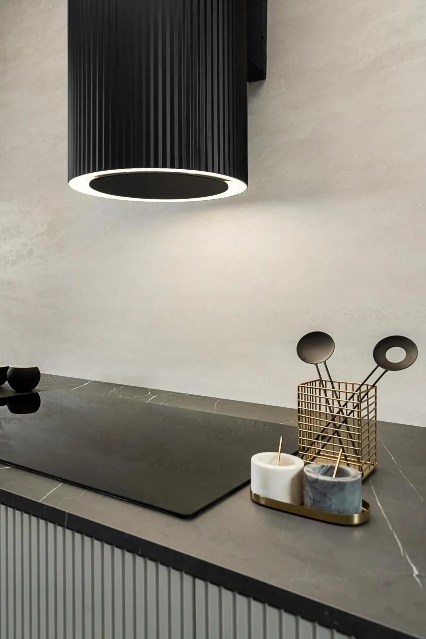 Obrázok Odsavač komínový Monogram Black (CDP3802C)