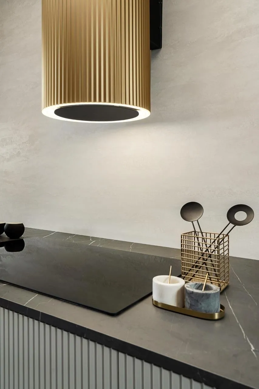 Obrázok Odsavač komínový Monogram Gold (CDP3802Z)