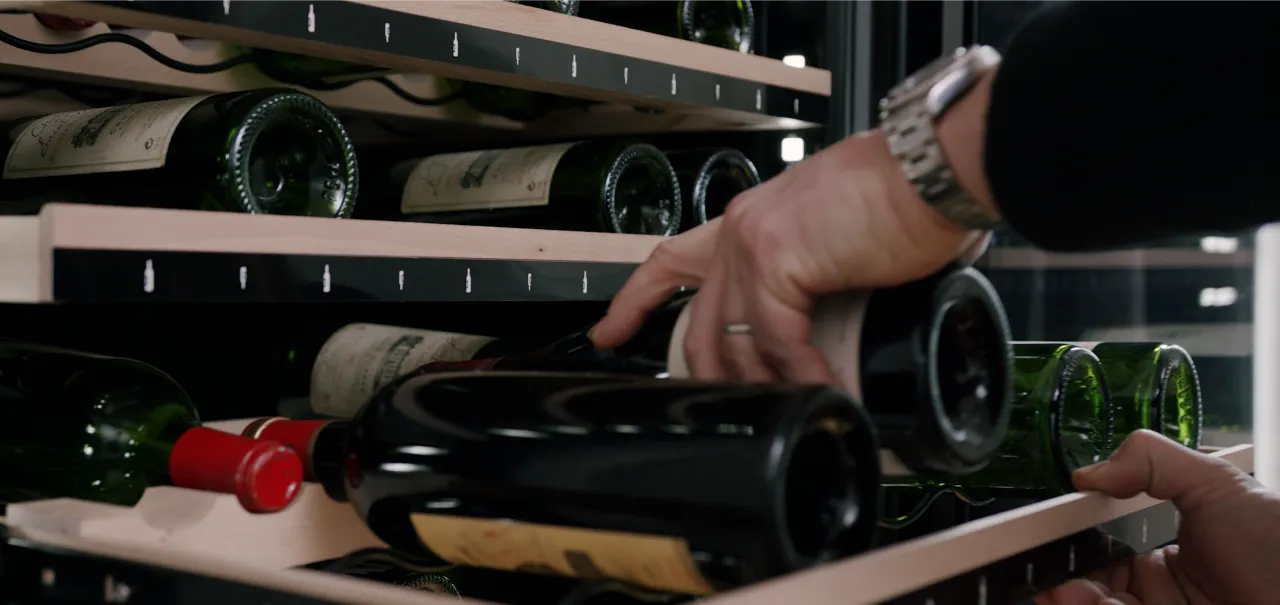 Obrázok VINOTÉKA ECELLAR185