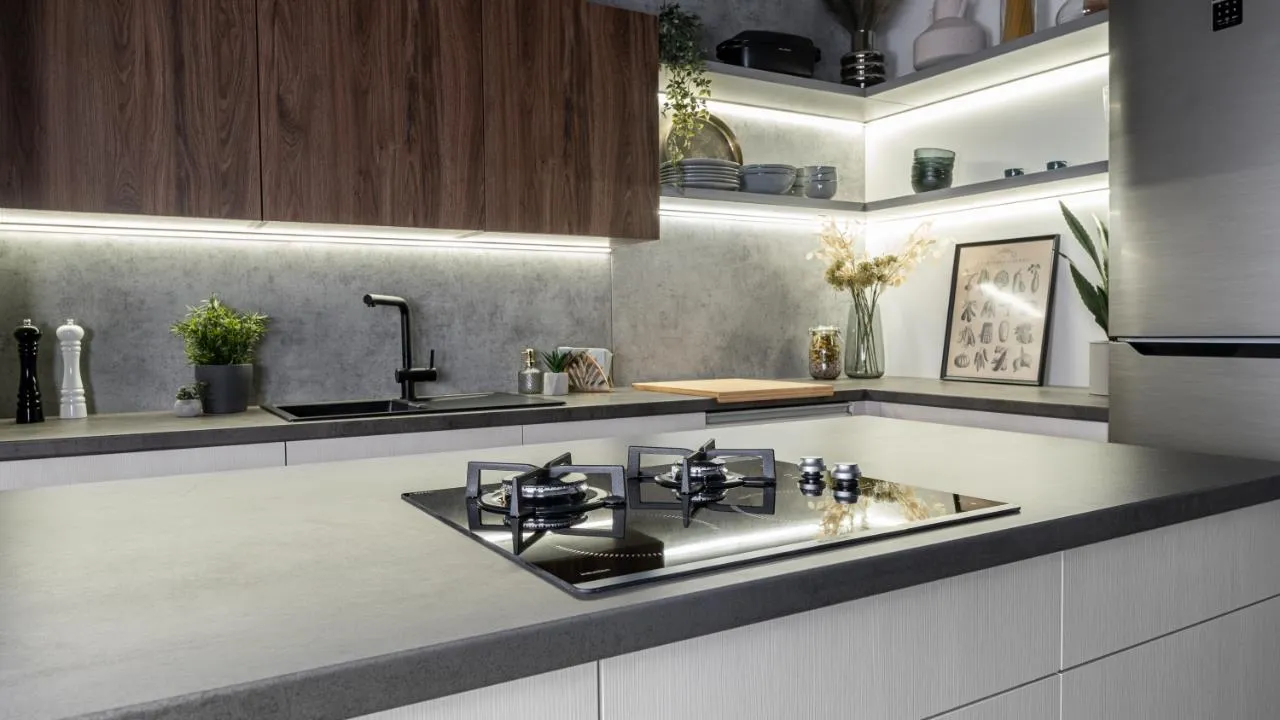 Obrázok PLATŇA KOMBINOVANÁ INDUKCIA/PLYN BPI6414BM