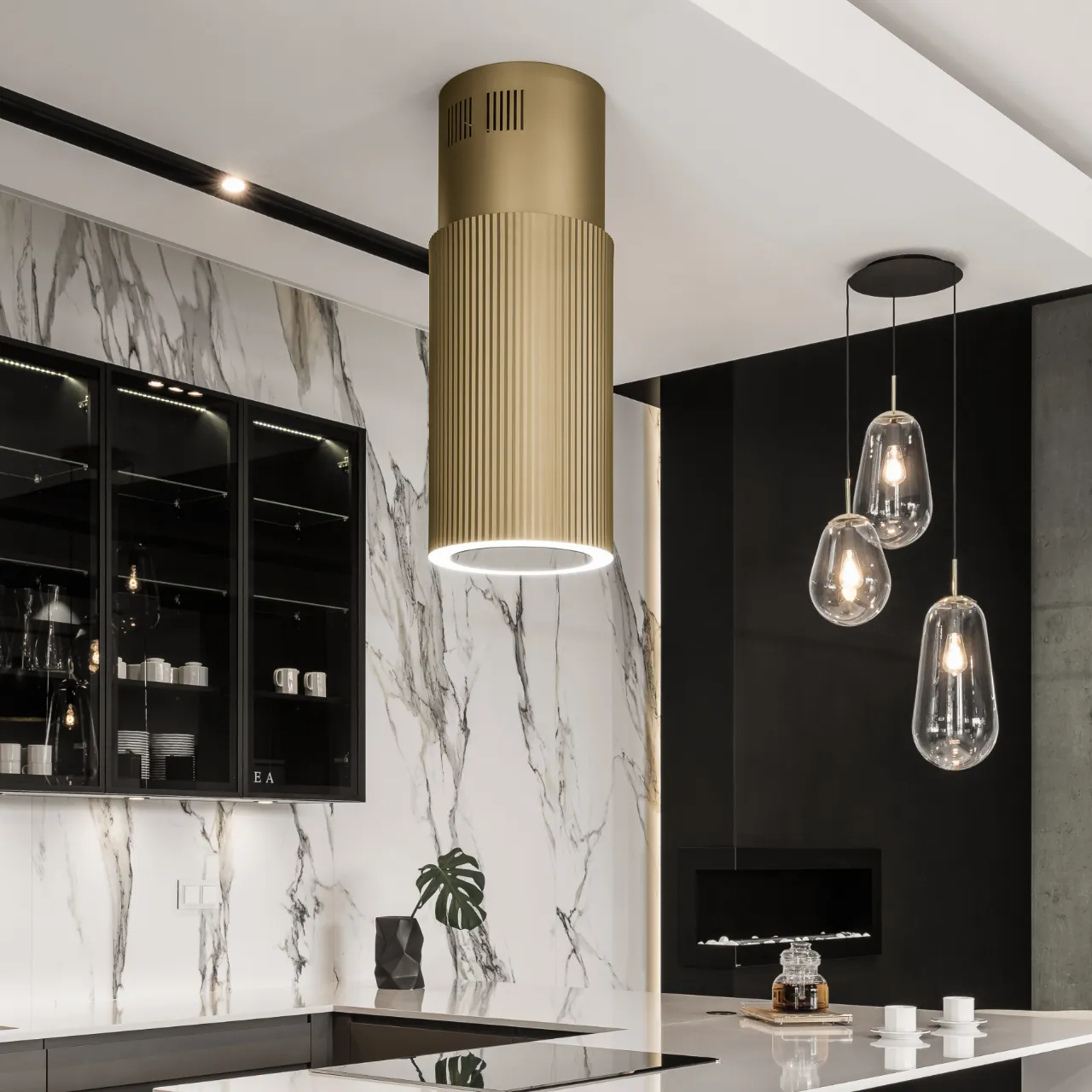 Obrázok Odsavač ostrůvkový Monogram W Gold (CDW3802Z)