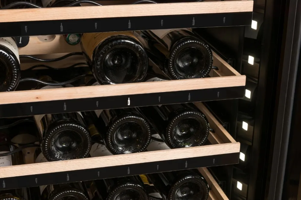 Obrázok VINOTÉKA ECELLAR150