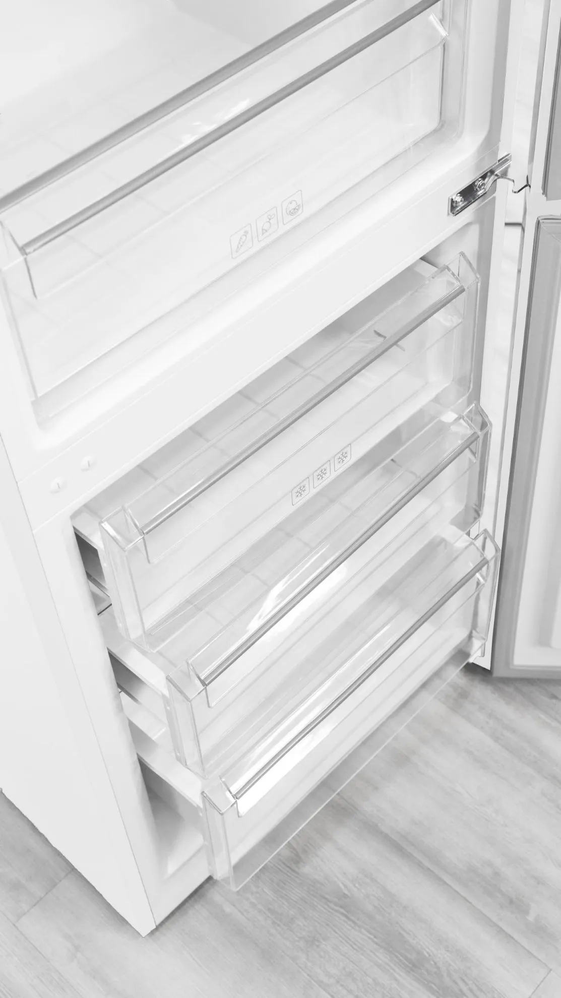 Obrázok CHLADNIČKA KOMBINOVANÁ RCN2293WD