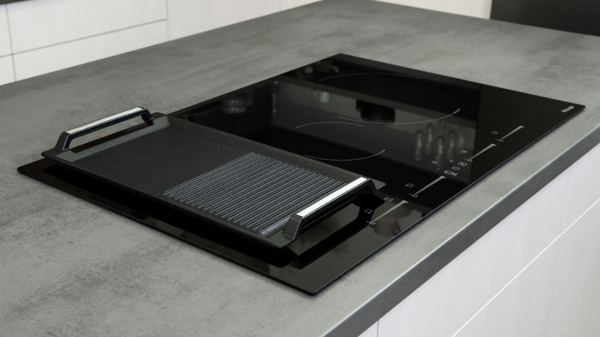 Obrázok DOSKA INDUKČNÁ KPI8031B