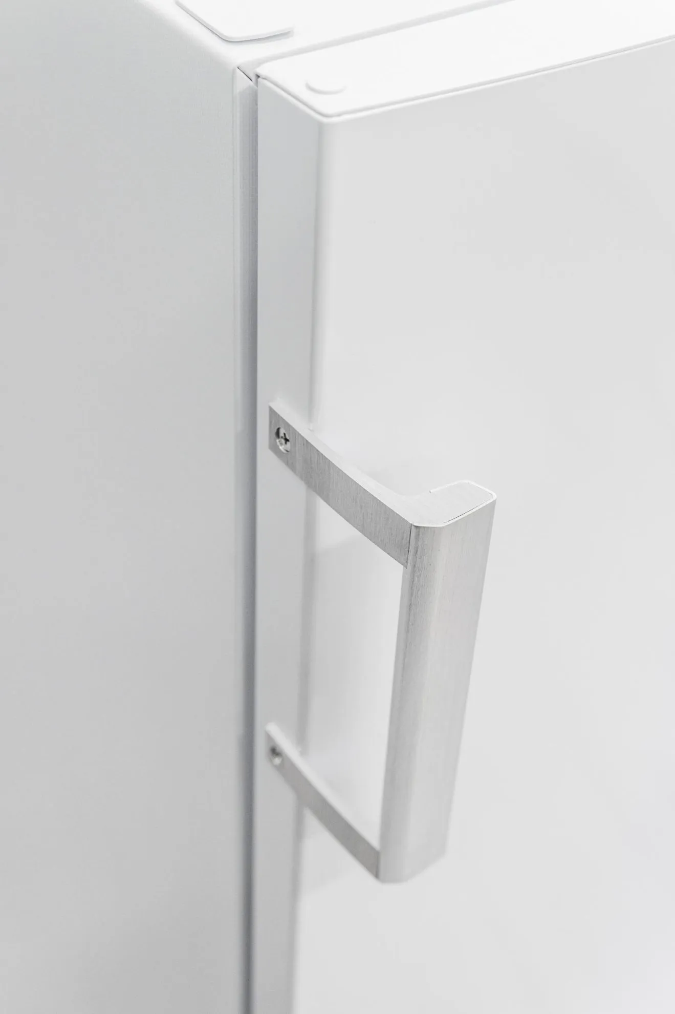 Obrázok MRAZNIČKA VOĽNE STOJACA RFN161WD