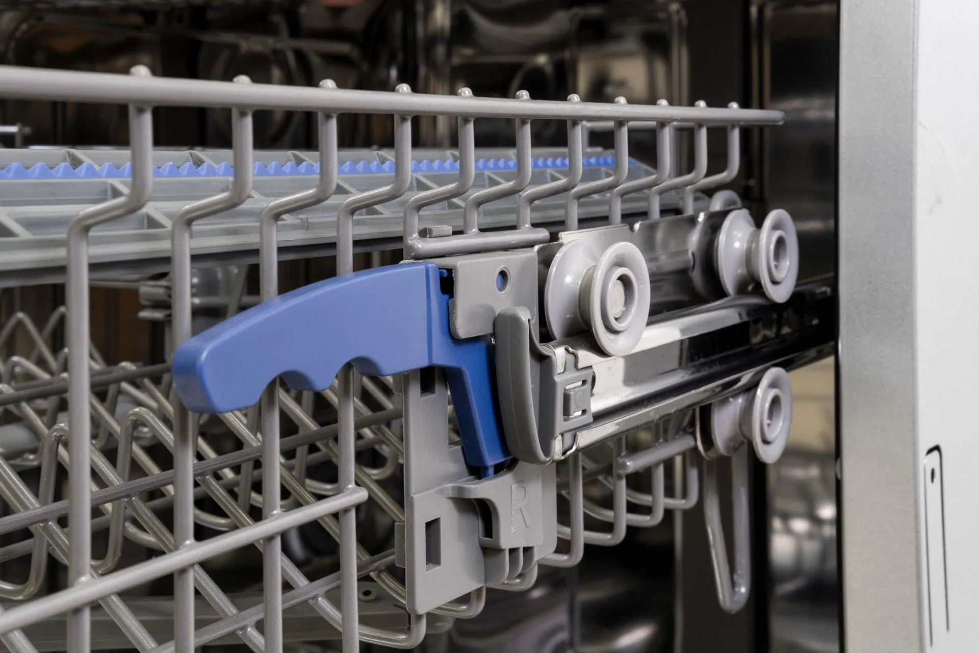 Obrázok UMÝVAČKA VSTAVANÁ BDJ3434VB