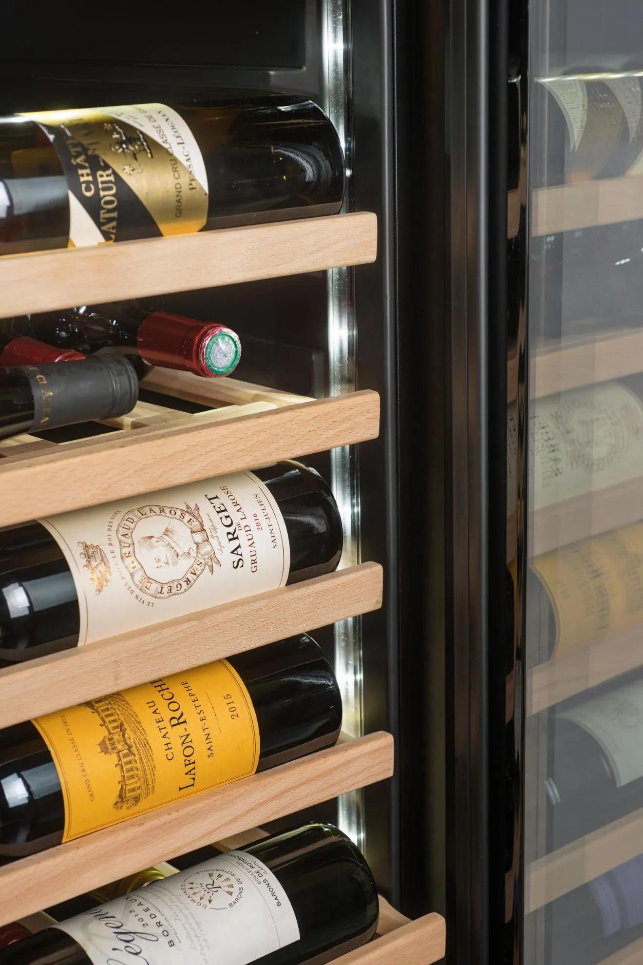 Obrázok VINOTÉKA AVI110DZB1