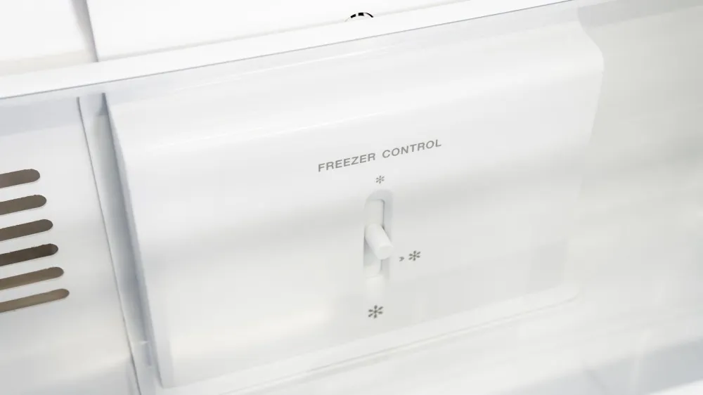 Obrázok CHLADNIČKA KOMBINOVANÁ RCN2293XD