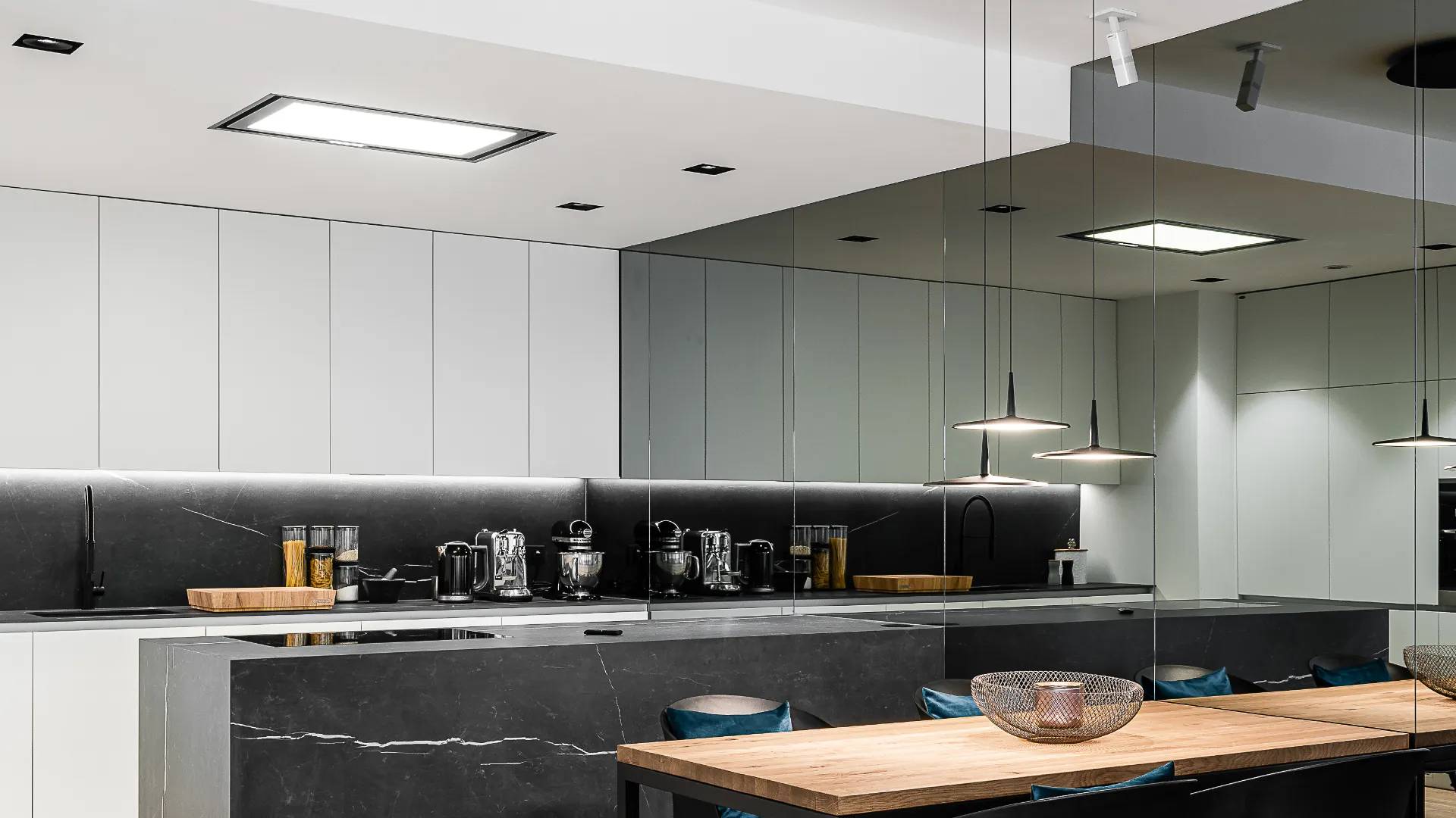 Obrázok Odsávač vstavaný stropný SU Light Inox White (CDS9001IB)