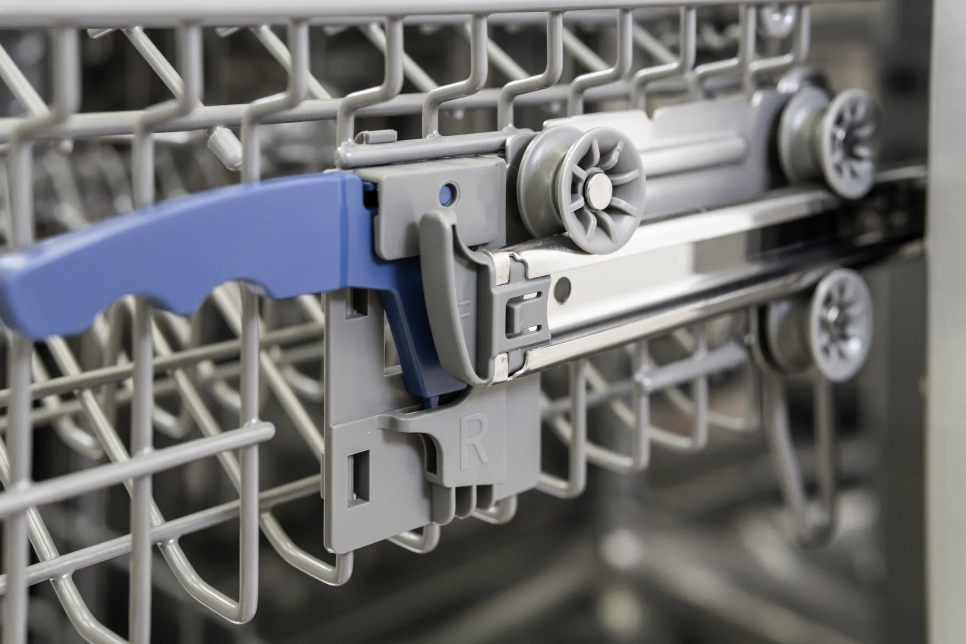 Obrázok UMÝVAČKA VSTAVANÁ BDJ3424VB