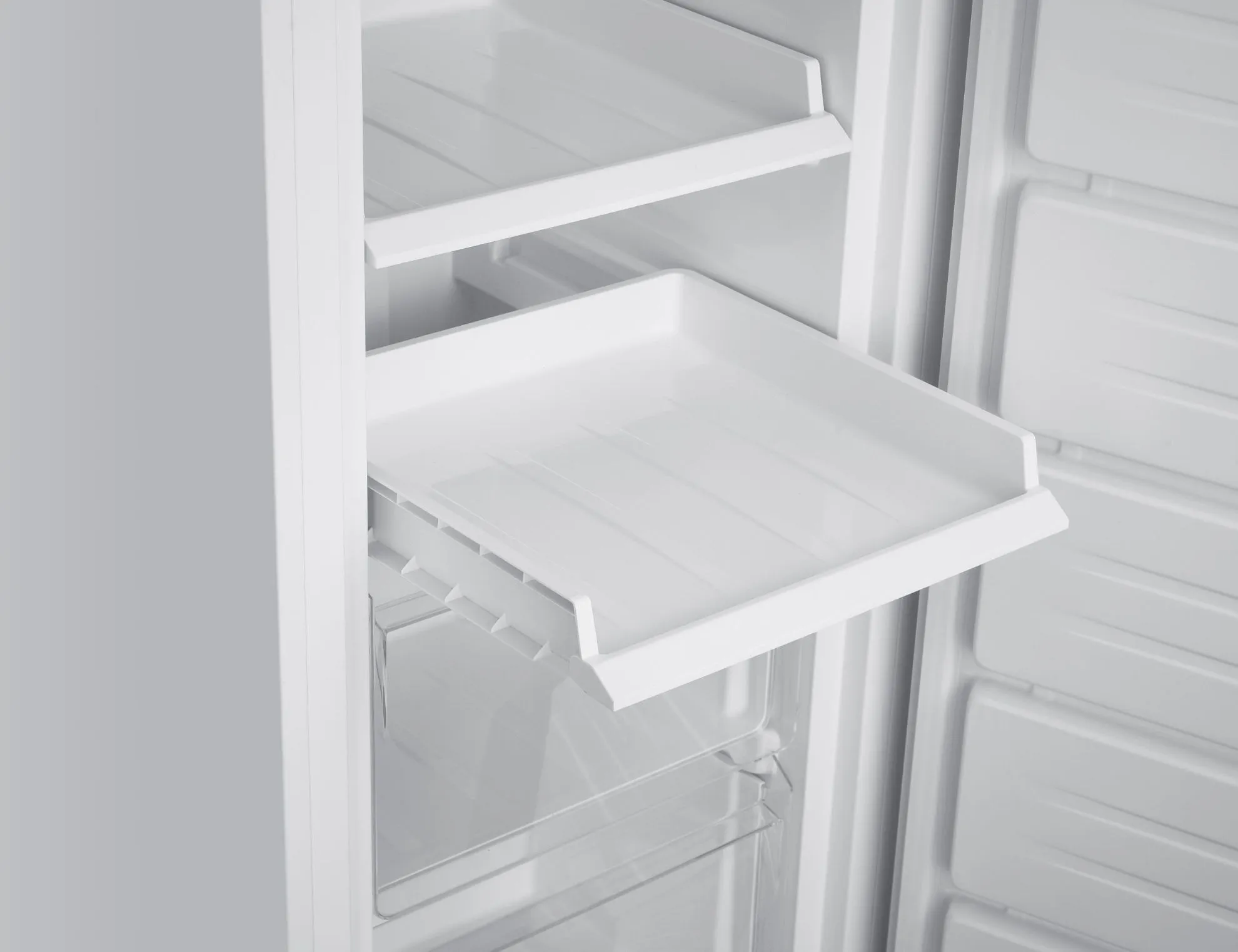 Obrázok MRAZNIČKA VOĽNE STOJACA RFN3204WD