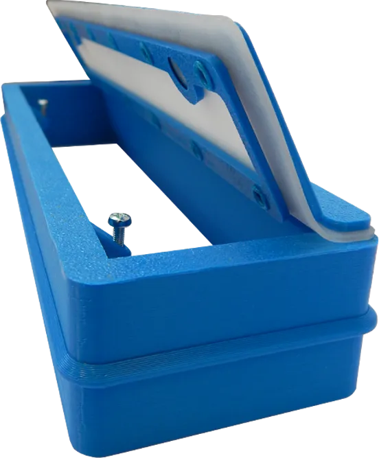 Obrázok Hranatá vodorovná pachutesná klapka s magnetom pre odsávače