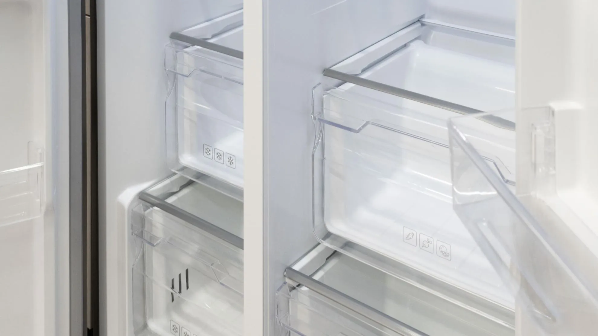 Obrázok CHLADNIČKA SIDE BY SIDE KCSN577LD