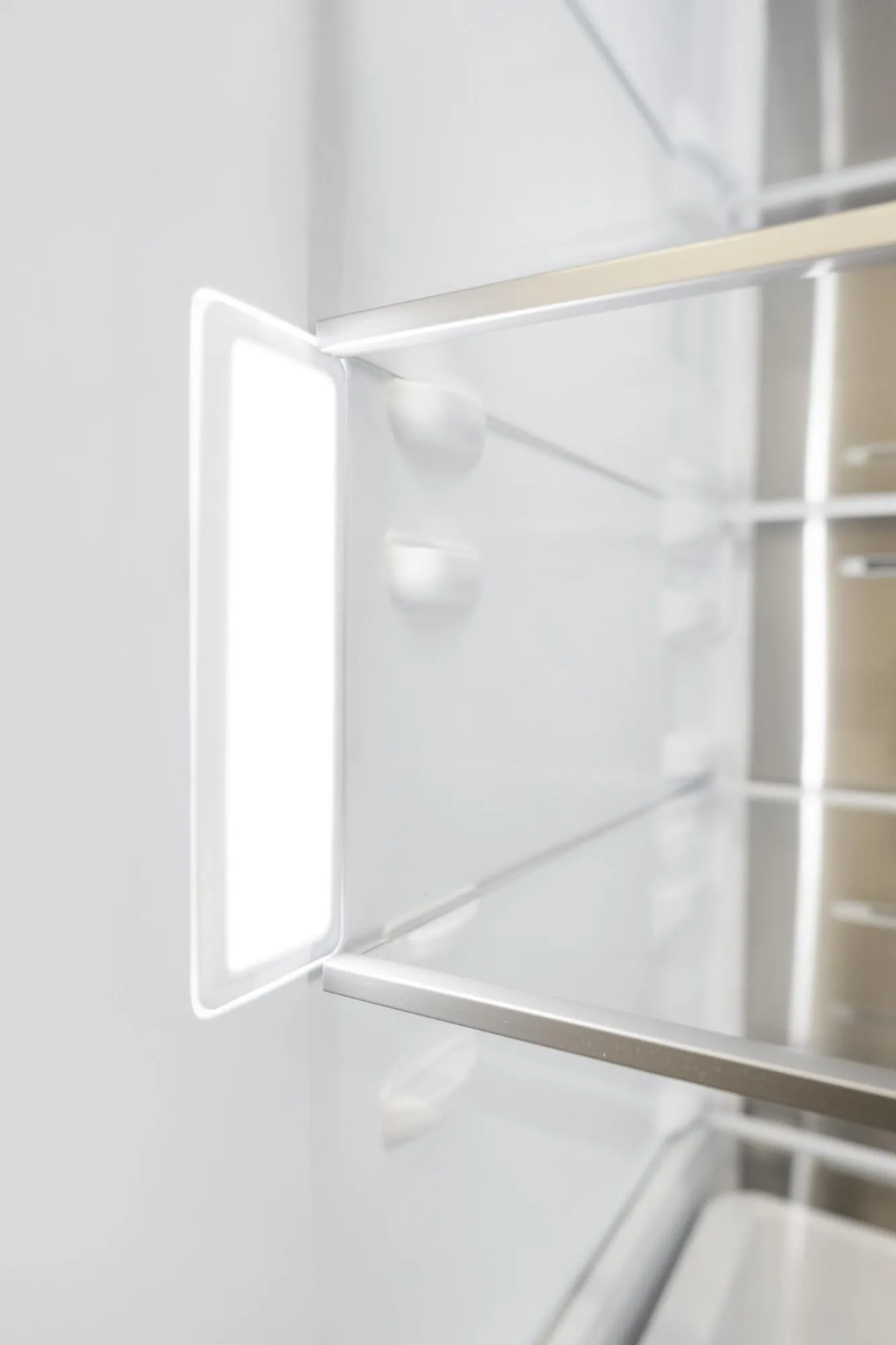 Obrázok CHLADNIČKA KOMBINOVANÁ KCN5326W