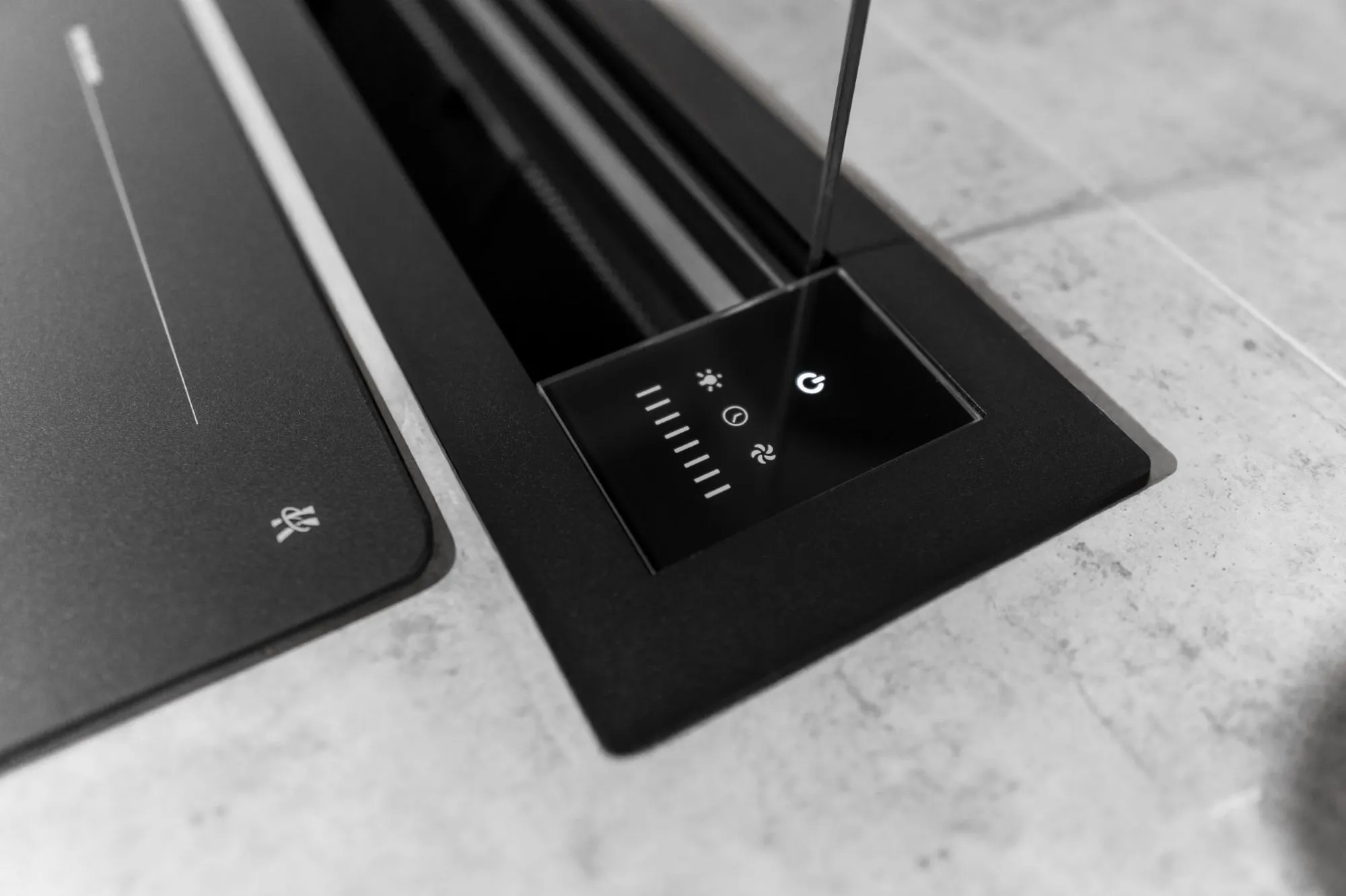 Obrázok Odsávač s výsuvným panelom KLD9500BLG